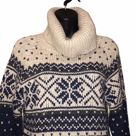 GANDER MOUNTAIN Guide Series Chunky Knit TURTLENECK Sweater~S~ - Picture 1 of 7